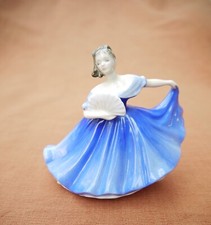 Royal Doulton   "Elaine"
