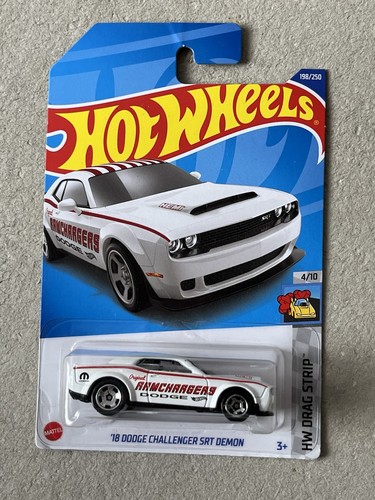 Hot wheels dodge challenger - wheels, 18