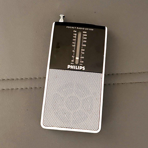 Philips ae1530 pocket fm - philips,