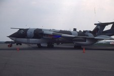 35mm Aircraft Slide Victor XL233 at RAF Mildenhall 1980
