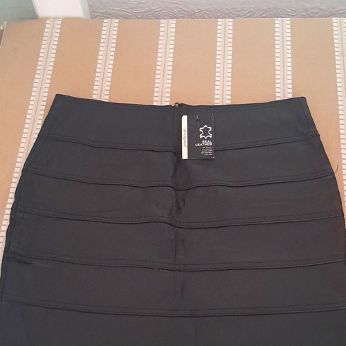 Real leather black - real,