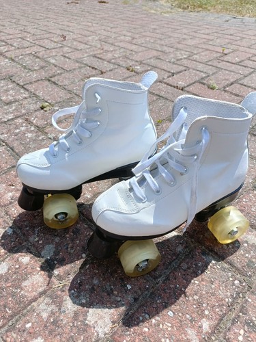 Roller skates - roller,