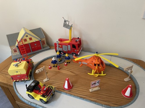 Fireman sam vehicles - fireman,