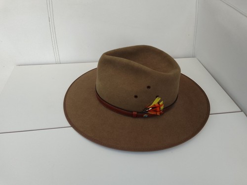 Akubra coober pedy hat vintage - coober,