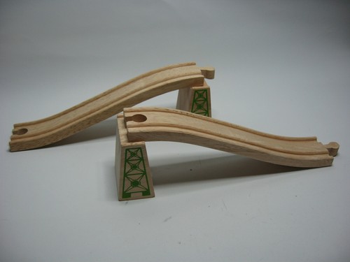 Riser ramps wooden train - ,