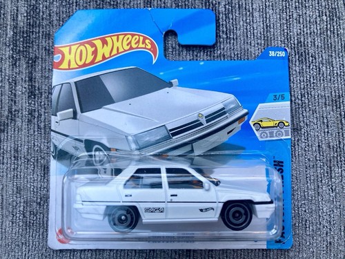 Hot wheels proton - hot, saga,