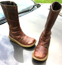 Dr Martens New Auth brown