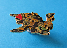 Military SKY DIVER Pin Badge