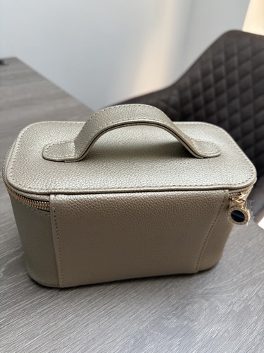 Emirates bvlgari first - emirates,