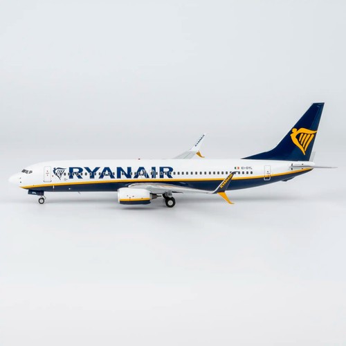 Ryanair boeing 737 800 dyl - ryanair,