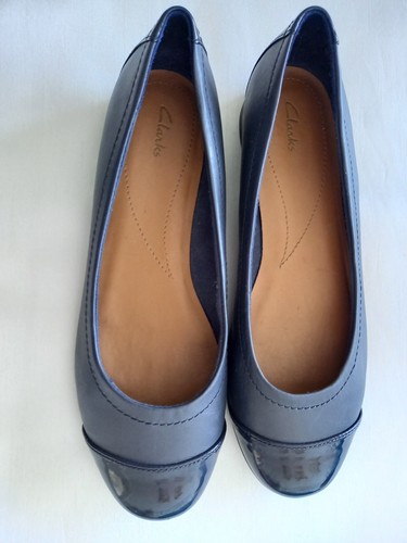 Size clarks womans leather - size, 6