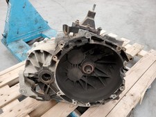 JAGUAR X TYPE MK1 FL 01-10 2.2D 6 SPEED MANUAL GEARBOX 6X4R7002CD