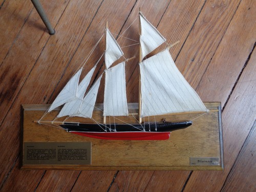Leclerc bluenose rigged - rigged, half