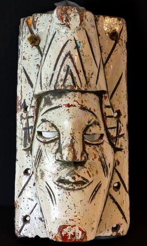 Vintage hand carved african - carved,