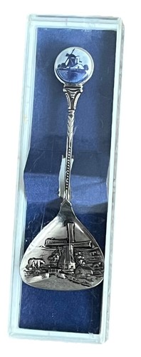 Vintage dutch souvenir spoon - vintage,