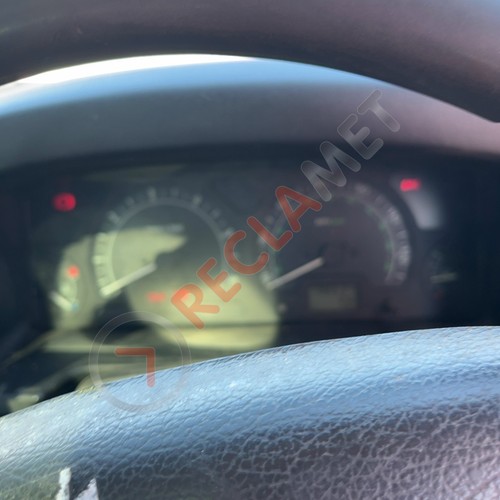 Land rover discovery td5 - rover,