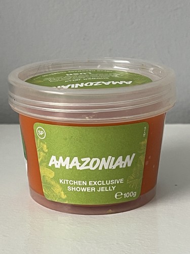 Lush amazonian kitchen - “amazonian”,
