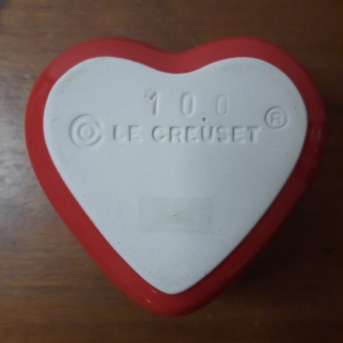 Creuset red heart - le,