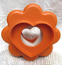 Vintage Tupperware Stacking Cutter Set Scones Biscuits Cakes