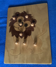 LION WOODEN JIGSAW PUZZLE TRAY