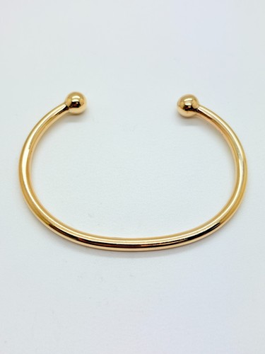 9ct yellow solid - solid, torque