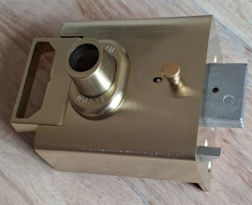 Banham l2000 nightlatch high - banham,