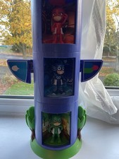 PJ Masks Toys Transforming Totem Tower Playset With All 6 Figures.