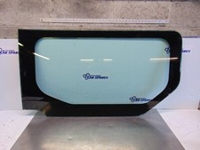 Vauxhall Vivaro window glass 01-14 Sliding Door Drivers right rear side pane