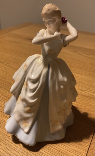 Royal doulton figurine laura - royal,