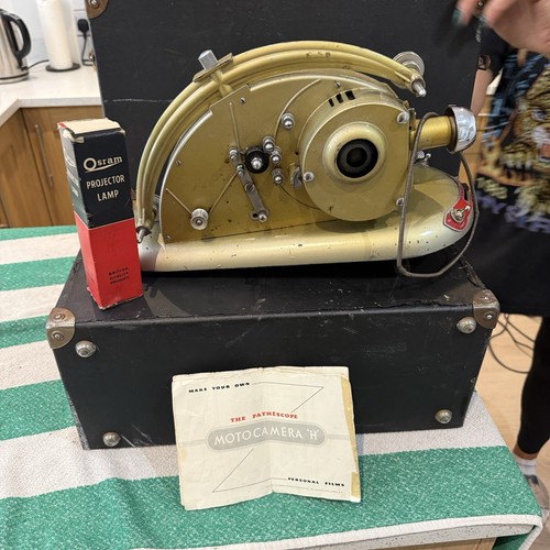 Vintage pathescope 5mm - 9.5mm, cine
