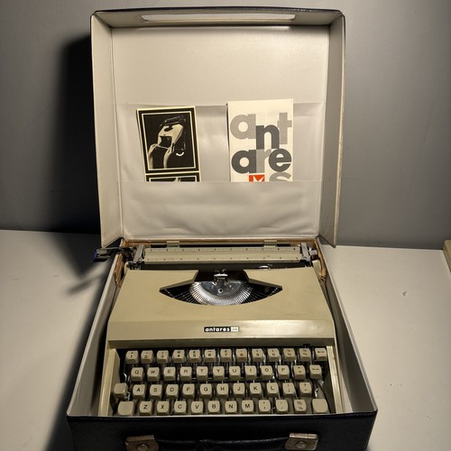 Typewriter vintage antares - typewriter,