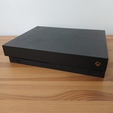 Microsoft Xbox One X 1TB