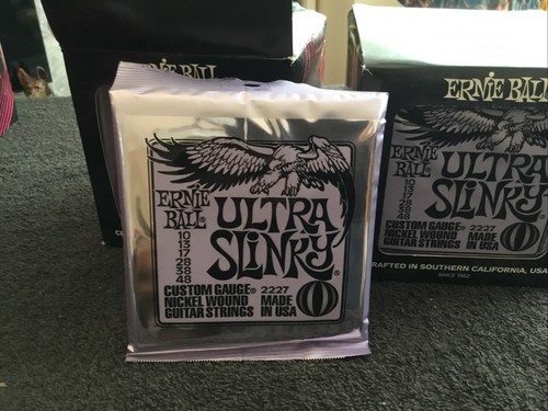 Ernie ball ultra slinky - ball,