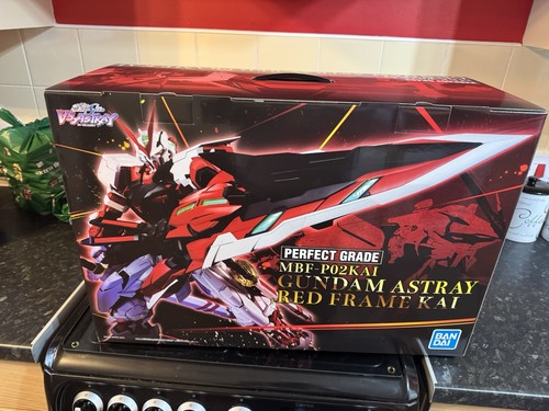 Bandai mbf p02 gundam - bandai, pg