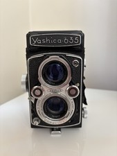 Yashica 635  TLR Camera Black