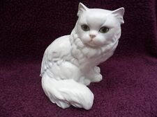 Rare Vintage Goebel Porcelain Large White Persian Cat Sitting, Model 31 032 15.