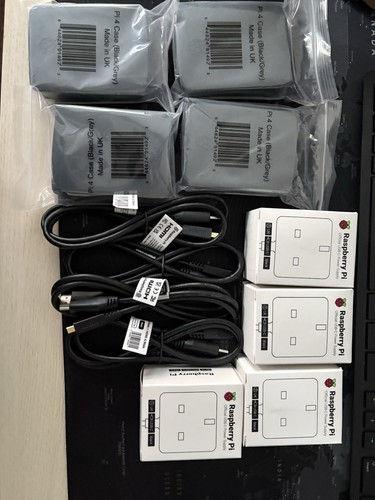 Official raspberry 4 - raspberry, pi