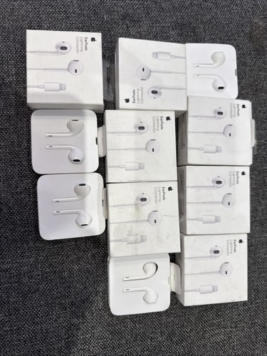 Apple earpods with lightning - apple,