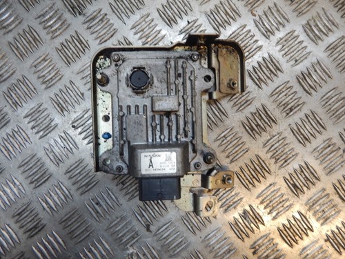 Genuine 2012 k13 - 2012, nissan