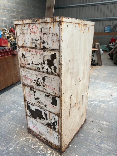 Art metal filng cabinet - art,