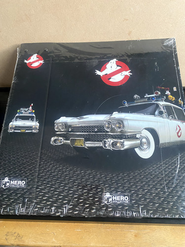 Magazine collectors binder - magazine,