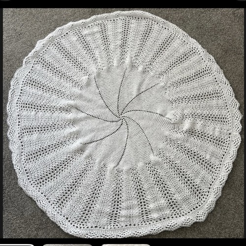 Hand knitted 4ply - hand, traditional