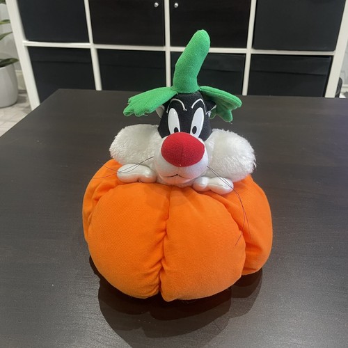 Loony tunes sylvester pumpkin - sylvester,