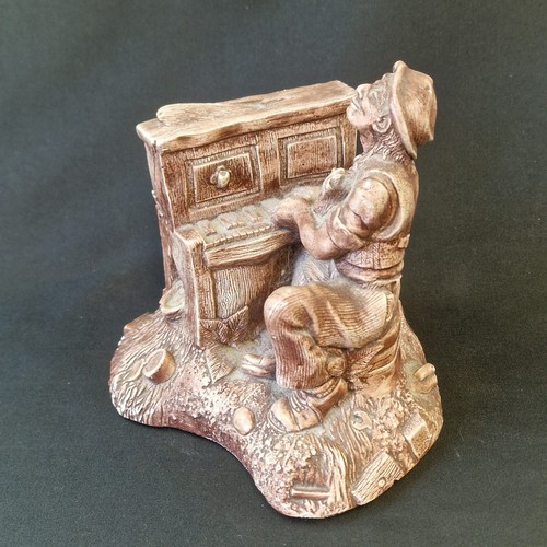 Vintage piano player figurine - vintage,