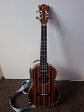 Snail UKT-E598 Tenor Ukulele &
