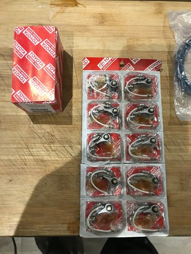 Contact point distributor - point,