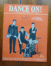 Dance On ! The Shadows Vintage