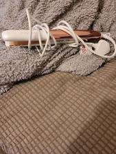 lily England straightners