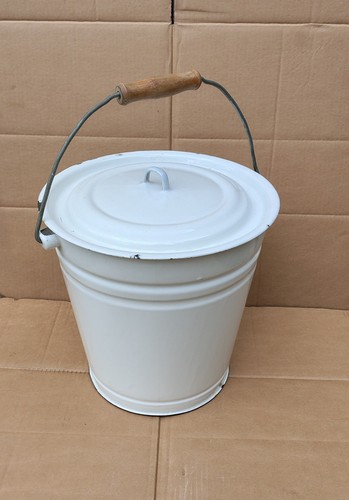 Vintage metal white enamel - white,