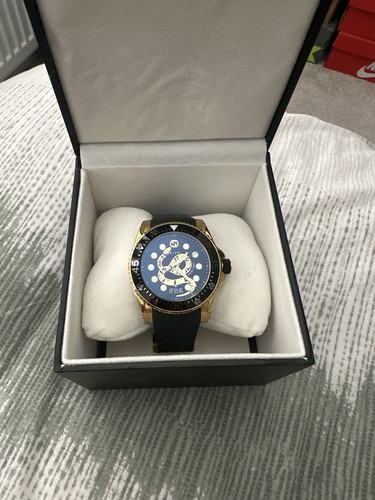 Gucci dive watch - gucci,